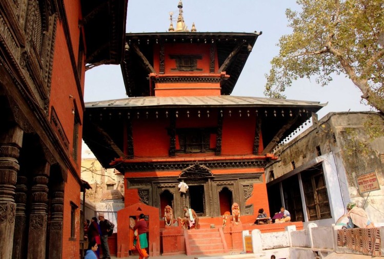 Visit Nepali Temple in Varanasi