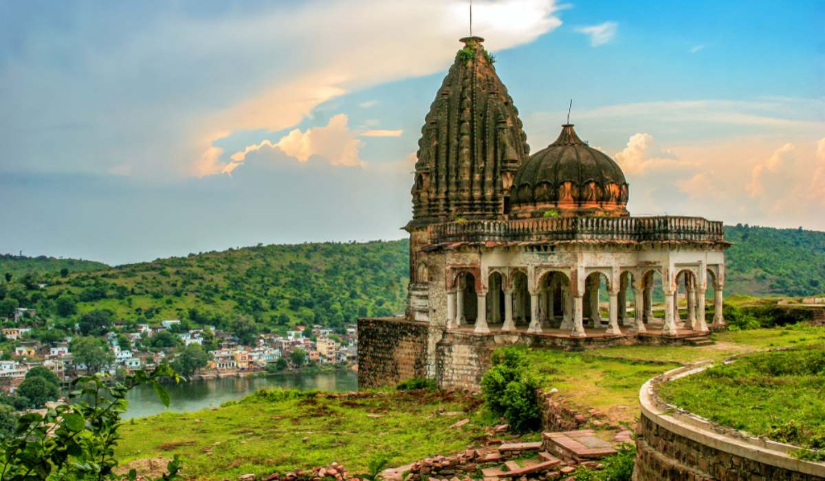 How to find the perfect tour package for Madhya Pradesh