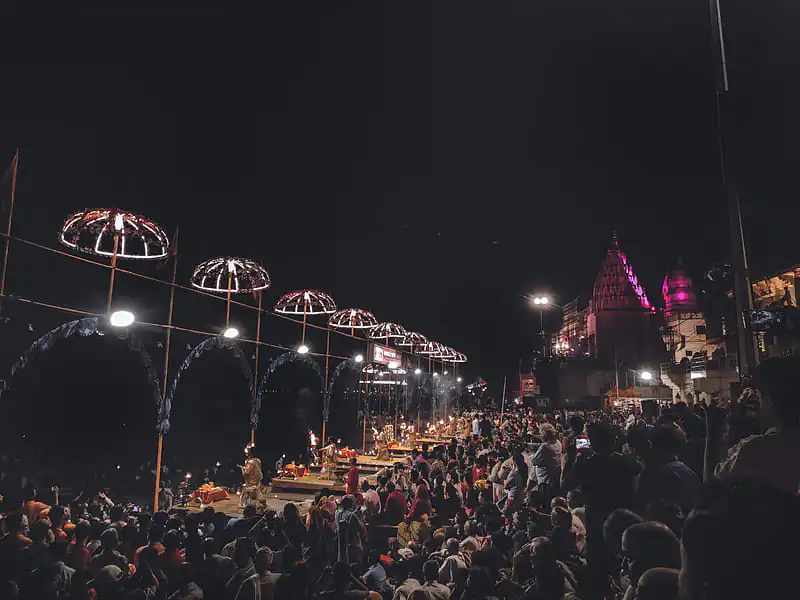 Some surprising facts about Varanasi and the importance of travel agencies in this place