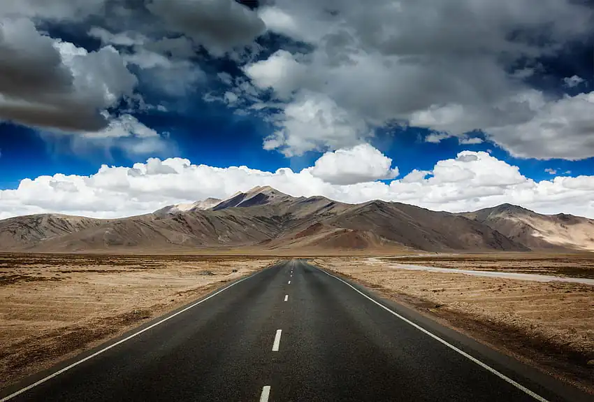 This summer, spend your quality time in the womb of Leh-Ladakh