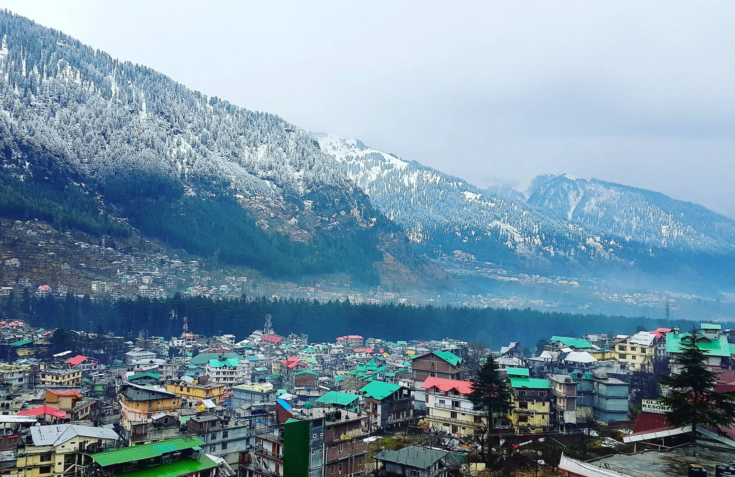 What is the best way to experience Himachal