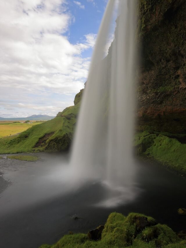 cropped-Seljalandsfoss.jpg
