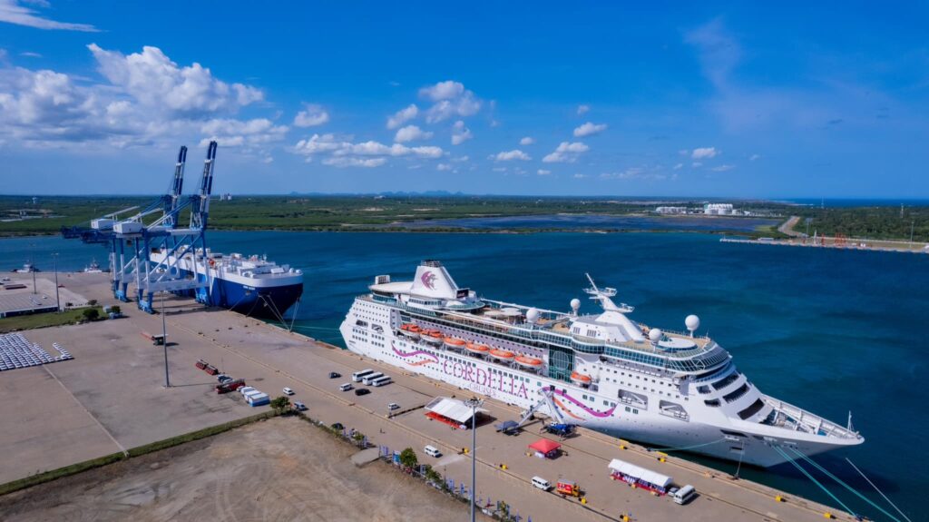 Luxury Cruises in India-Cordelia Cruises – Arabian Sea & Lakshadweep Adventures