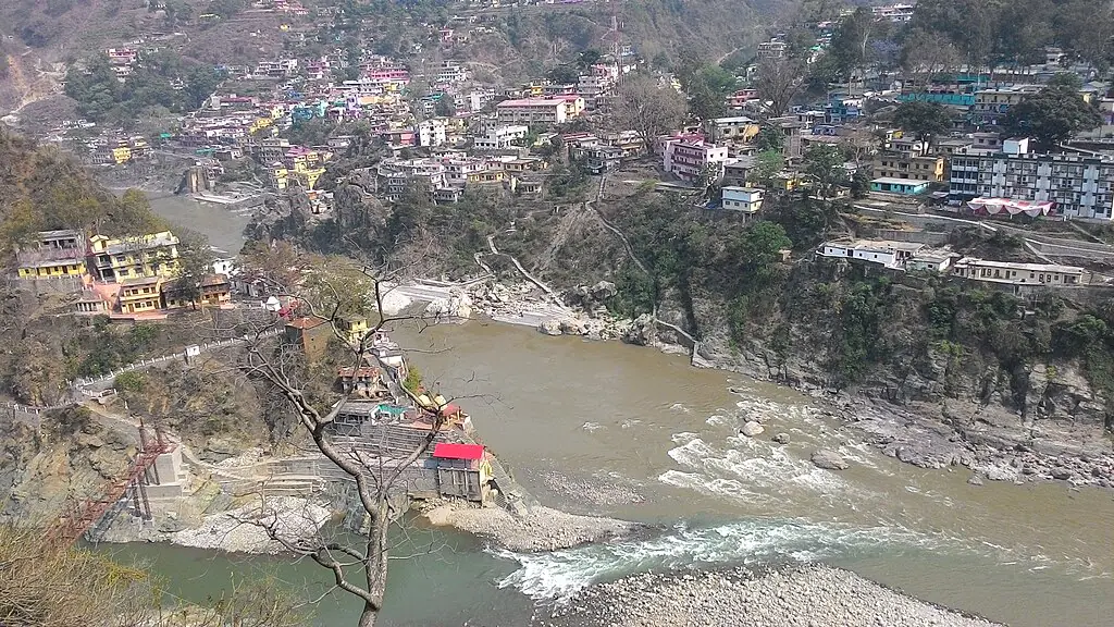 Rahul upreti, CC BY-SA 4.0 <https://creativecommons.org/licenses/by-sa/4.0>, via Wikimedia Commons
