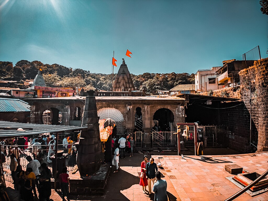 Mechatron00, CC BY-SA 4.0 <https://creativecommons.org/licenses/by-sa/4.0>, via Wikimedia Commons-Bhimashankar Jyotirlinga Temple