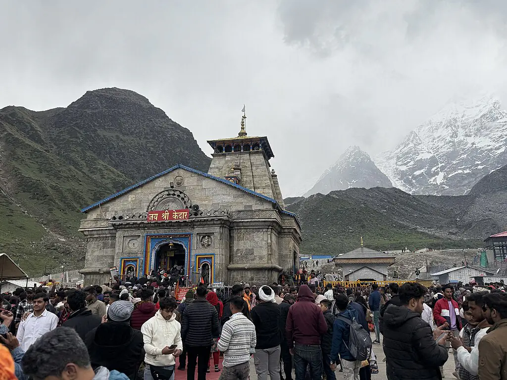 Sarika Shirbhate, CC BY-SA 4.0 httpscreativecommons.orglicensesby-sa4.0, via Wikimedia Commons-Shri Kedarnath Jyotirlinga Temple