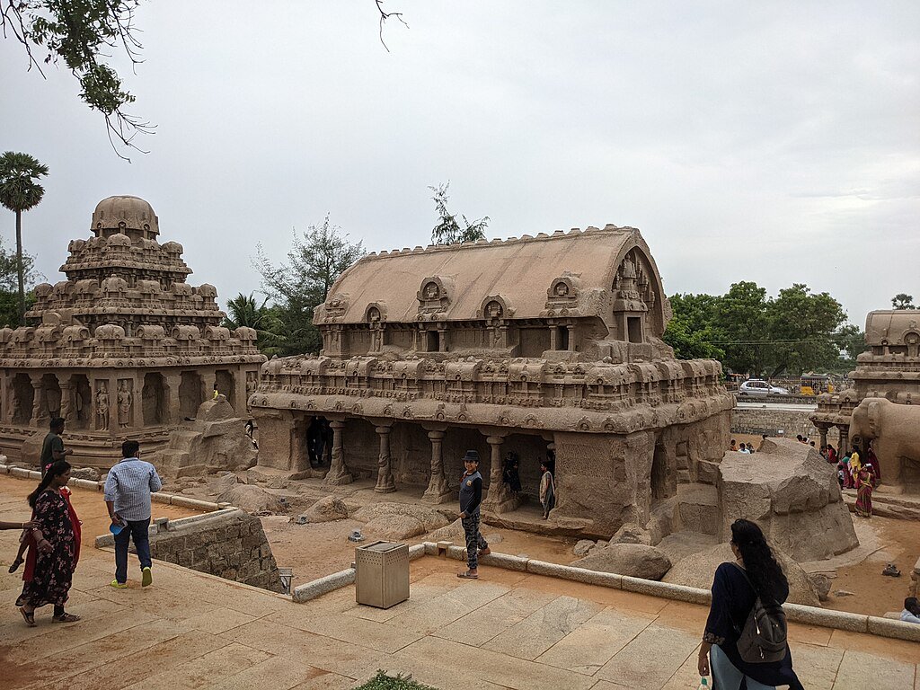 Vinayaraj, CC BY-SA 4.0 <https://creativecommons.org/licenses/by-sa/4.0>, via Wikimedia Commons-UNESCO Heritage Sites in India