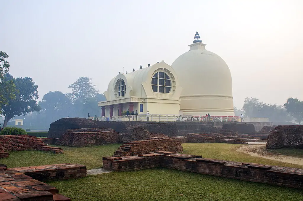 Rangan Datta Wiki, CC BY-SA 4.0 <https://creativecommons.org/licenses/by-sa/4.0>, via Wikimedia Commons-Bodh Gaya Travel Guide