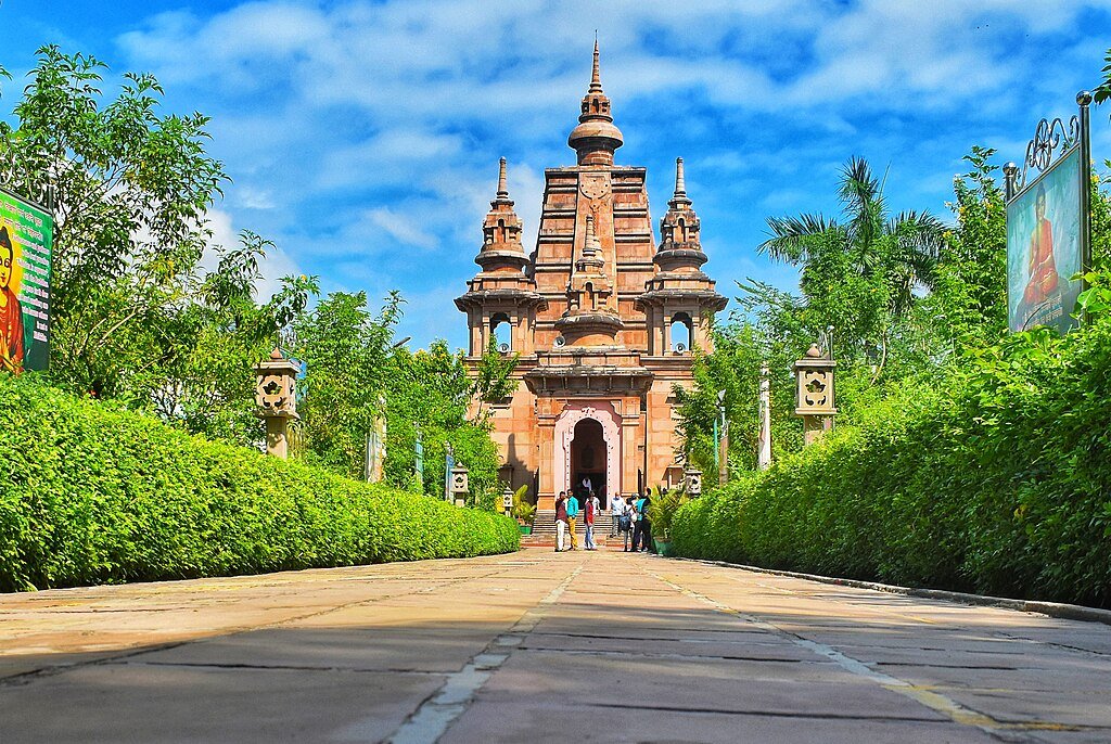 Mukut Tapadar, CC BY-SA 4.0 <https://creativecommons.org/licenses/by-sa/4.0>, via Wikimedia Commons