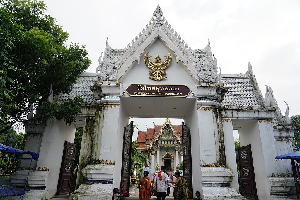 Amitabha Gupta, CC BY 4.0 <https://creativecommons.org/licenses/by/4.0>, via Wikimedia Commons