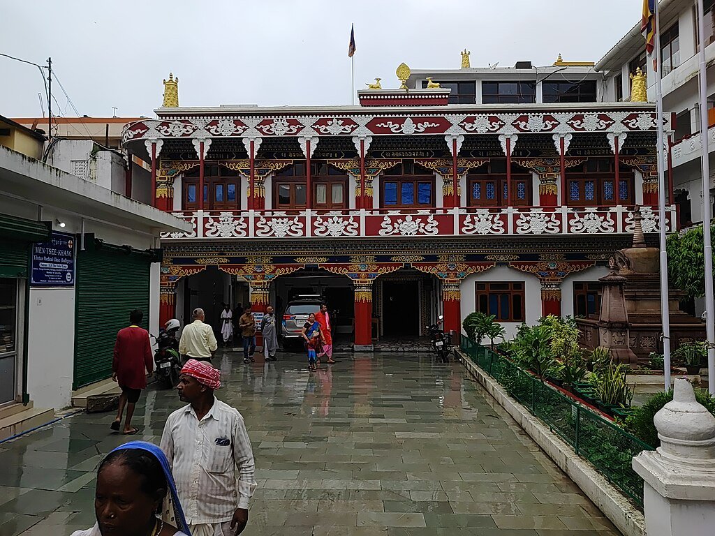 Sumitsurai, CC BY-SA 4.0 <https://creativecommons.org/licenses/by-sa/4.0>, via Wikimedia Commons