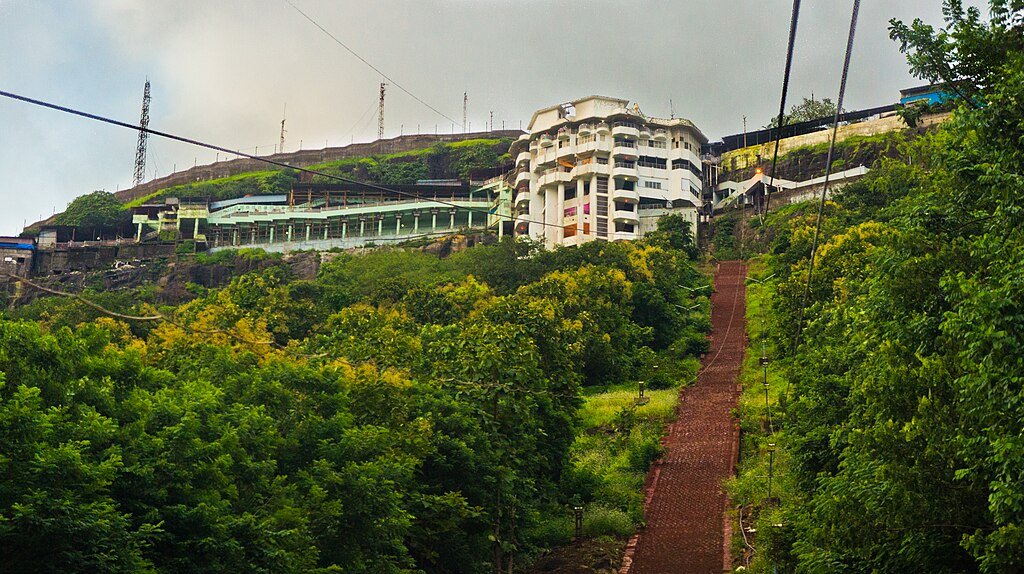 Udaykumar PR, CC BY 3.0 <https://creativecommons.org/licenses/by/3.0>, via Wikimedia Commons