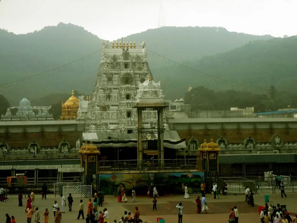 Adityamadhav83, CC BY-SA 3.0 <https://creativecommons.org/licenses/by-sa/3.0>, via Wikimedia Commons
