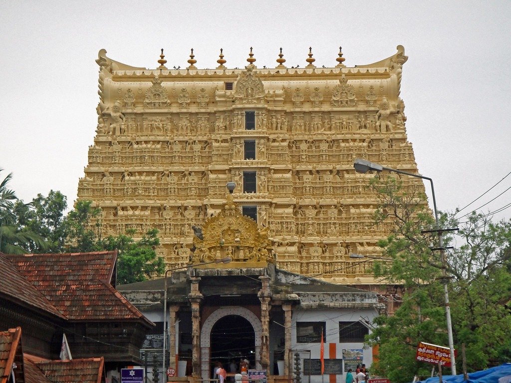 Alaison bennny, CC BY-SA 4.0 <https://creativecommons.org/licenses/by-sa/4.0>, via Wikimedia Commons-Important Temples of South India