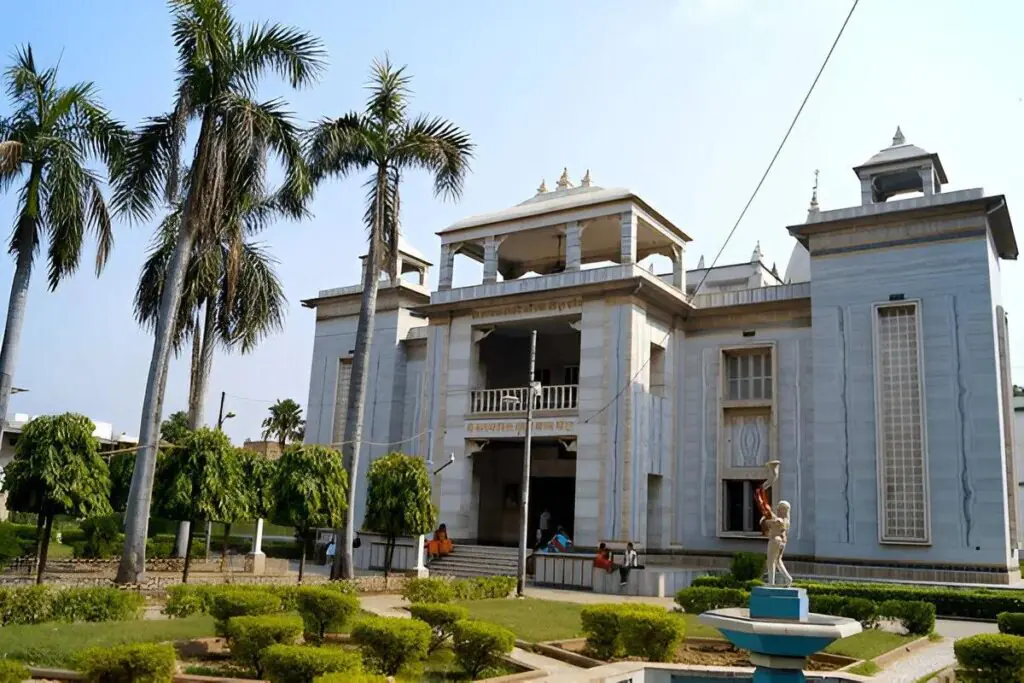 Tulsi Manas Temple-Top Temples in Varanasi