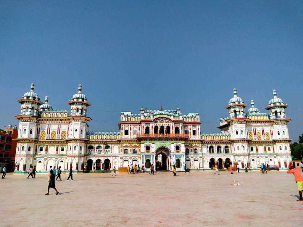 Suyash.dwivedi, CC BY-SA 4.0 <https://creativecommons.org/licenses/by-sa/4.0>, via Wikimedia Commons-how to plan a trip to Nepal
