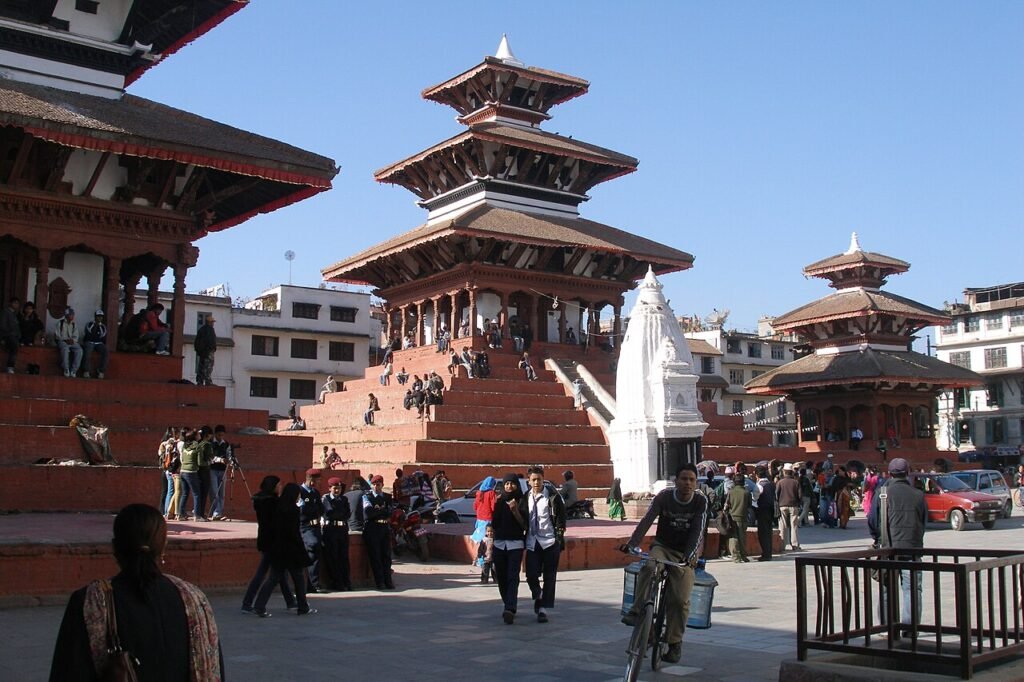 © Vyacheslav Argenberg, CC BY 4.0 <https://creativecommons.org/licenses/by/4.0>, via Wikimedia Commons-Kathmandu Travel Guide