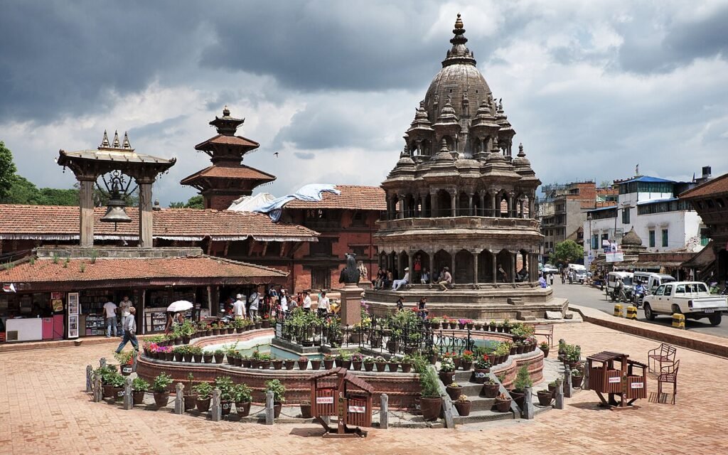 Alexander Shafir, CC BY-SA 4.0 <https://creativecommons.org/licenses/by-sa/4.0>, via Wikimedia Commons- how to plan a trip to Nepal