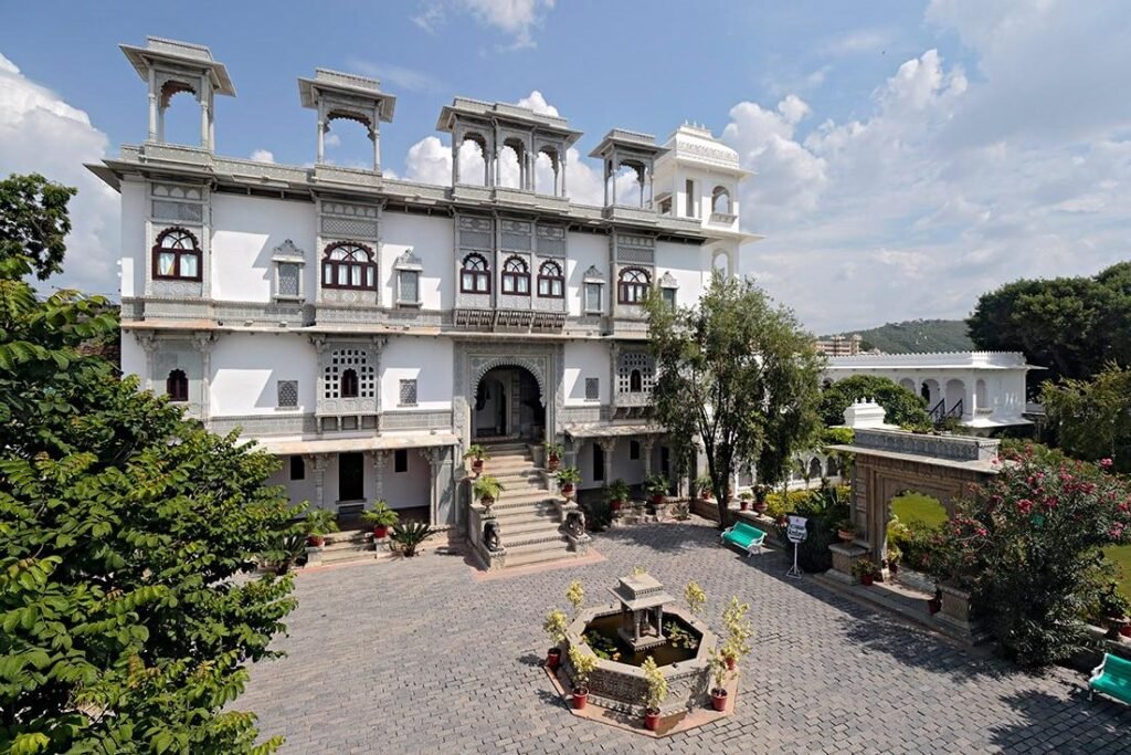 Amet Haveli-best hotels near Lake Pichola