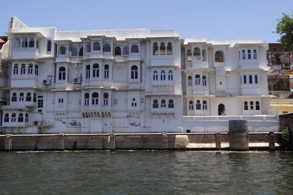 Jagat Niwas Palace